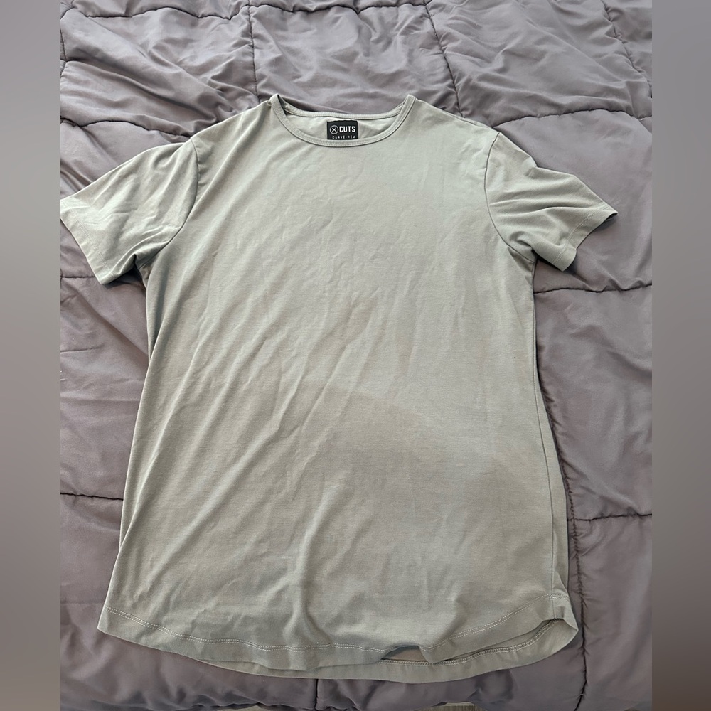 CUTS Clothing Curved Hem T Shirt